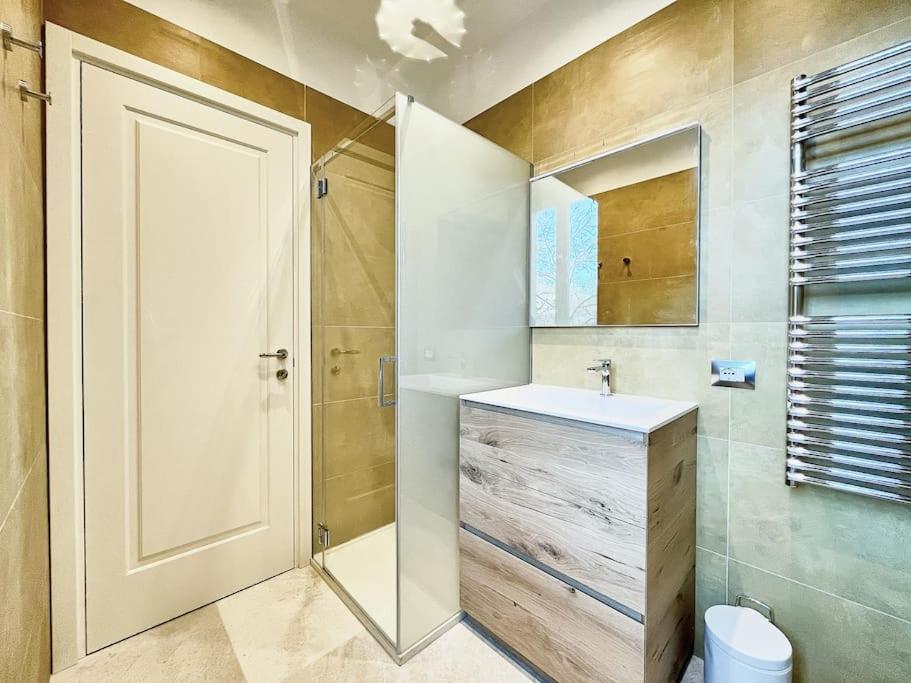 Lovely Flat With Park View Milano Exteriör bild