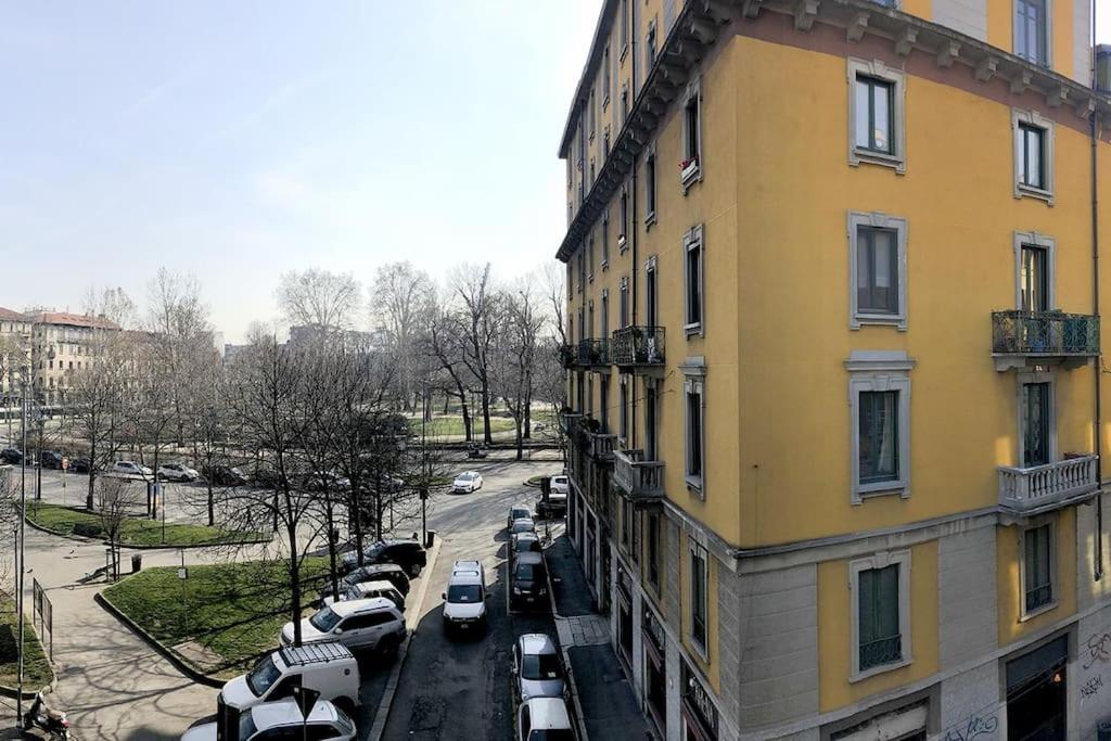 Lovely Flat With Park View Milano Exteriör bild